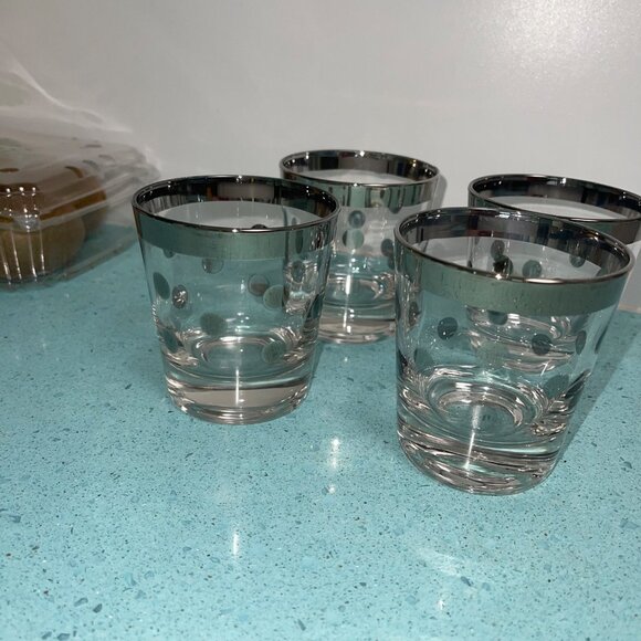 Dorothy Thorpe MCM Silver Rim Polka Dot Lowball Glasses Set of Four - Picture 8 of 11